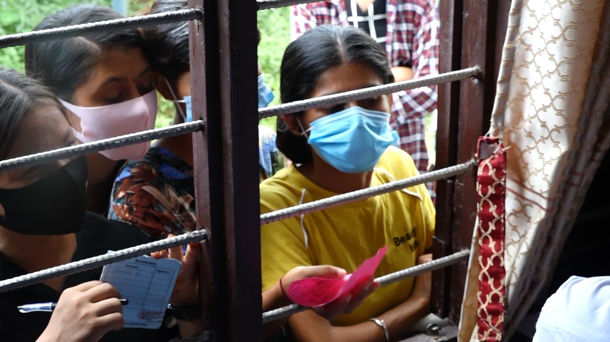 studentd_For_taking_admitcard