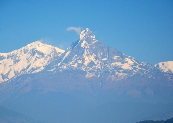 माघ सकिनै लाग्दा न हिउँ न वर्षा