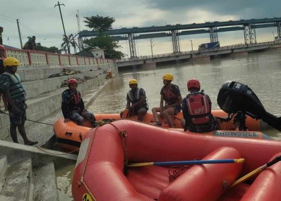 सशस्त्र प्रहरीका गोताखोर बेपत्ता घटनाः  गृहमन्त्री लेखकद्वारा दुःख व्यक्त