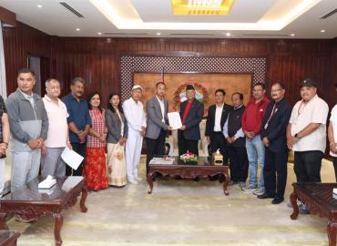 Locals request PM Oli for preservation of historic Sundhara and Dharahara