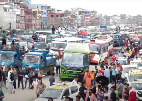 सहयोग र अनुदानमा आएको गाडीमा यातायात व्यवसायीको रजगज, सरकार खाली हात !