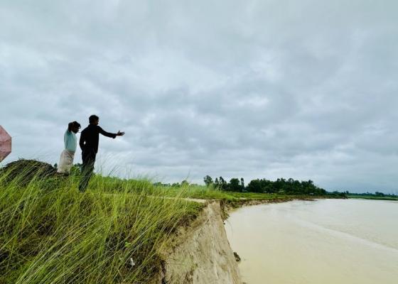 बलान नदीको कटानले सुन्दरपुर बस्ती जोखिममा