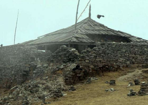 संरक्षण नहुँदा भोजपुरको ‘टेम्केसिद्ध मन्दिर’ जीर्ण