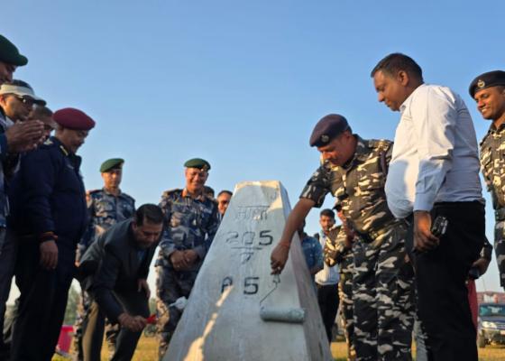 दशगजाका सीमास्तम्भको पुनर्निर्माण थालियो दशगजाका सीमास्तम्भको पुनर्निर्माण थालियो