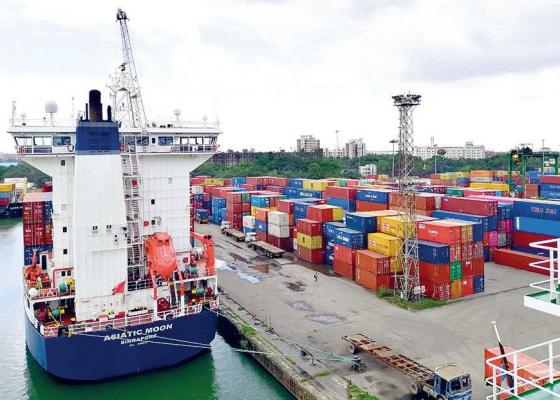 पाँच महिनामा साढे ६ खर्ब व्यापार घाटा