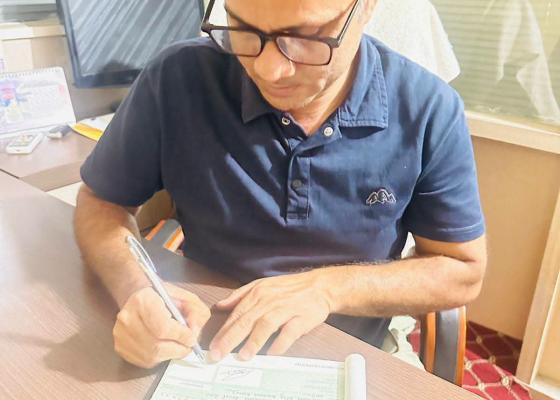 रसुवा बाढीपीडितका लागि रिलायबल फुड्स एन्ड बेभरेजको २ लाख ५० हजार सहयोग