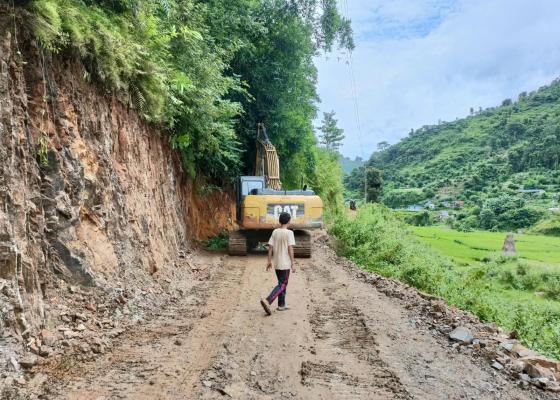 भोटेकोशी बाढीपछि वैकल्पिक सडक सञ्चालनमा, रसुवा–धादिङ–नुवाकोटको यातायात सहज बनाउने प्रयास भोटेकोशी बाढीपछि वैकल्पिक सडक सञ्चालनमा, रसुवा–धादिङ–नुवाकोटको यातायात सहज बनाउने प्रयास