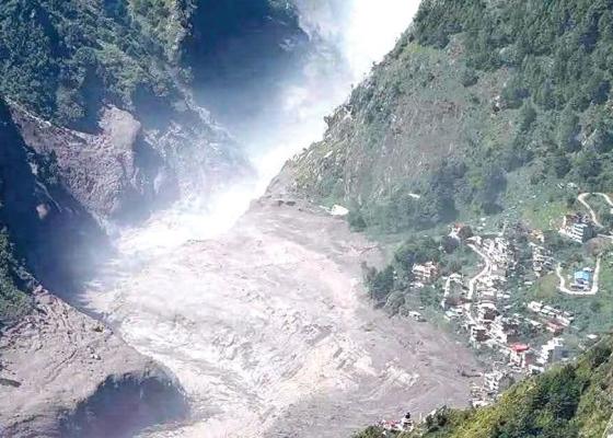 जलवायु परिवर्तन कारण हिमबाढी