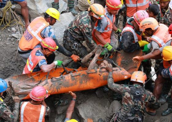 नेपाली सेनाको निष्कर्षः जलविद्युतको पुरिएका सुरुङभित्रको उद्धार विपद् प्रतिकार्यको जटिल र साहसिक अध्याय नेपाली सेनाको निष्कर्षः जलविद्युतको पुरिएका सुरुङभित्रको उद्धार विपद् प्रतिकार्यको जटिल र साहसिक अध्याय