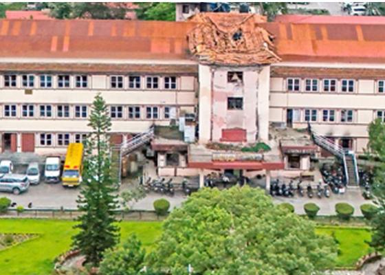 सर्वोच्चको फैसलाः विशिष्ट अधिकारीले विदेशी भ्रमणमा पाउने उपहार राज्यकै हुने सर्वोच्चको फैसलाः विशिष्ट अधिकारीले विदेशी भ्रमणमा पाउने उपहार राज्यकै हुने