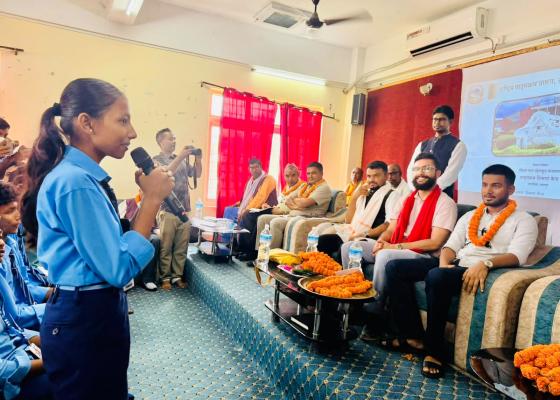 विद्यार्थीका सुझावका आधारमा पाठ्यक्रम परिमार्जन गर्छौः  शिक्षामन्त्री पोखरेल