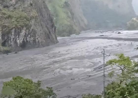 बुढीगण्डकी नदीमा ठुलो बाढी, त्रिशूली दोभानसम्म सतर्कता अपनाउन आग्रह बुढीगण्डकी नदीमा ठुलो बाढी, त्रिशूली दोभानसम्म सतर्कता अपनाउन आग्रह