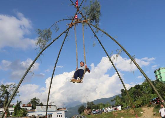दसैँमा देशभर लिङ्गे पिङ निर्माण गर्दै पर्यटन बोर्ड दसैँमा देशभर लिङ्गे पिङ निर्माण गर्दै पर्यटन बोर्ड