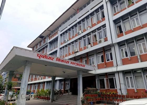सवारी दर्ता र नामसारीमा नयाँ व्यवस्था : धनी स्वयं उपस्थित हुन नपर्ने, डिलरकै जाँचले मान्यता पाउने सवारी दर्ता र नामसारीमा नयाँ व्यवस्था : धनी स्वयं उपस्थित हुन नपर्ने, डिलरकै जाँचले मान्यता पाउने